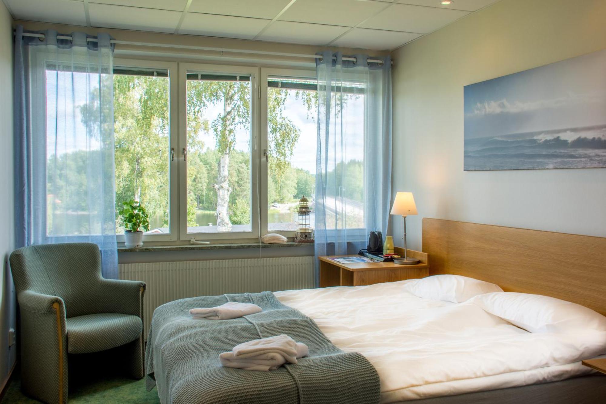 Lungsunds Hotell & Camping Storfors Экстерьер фото